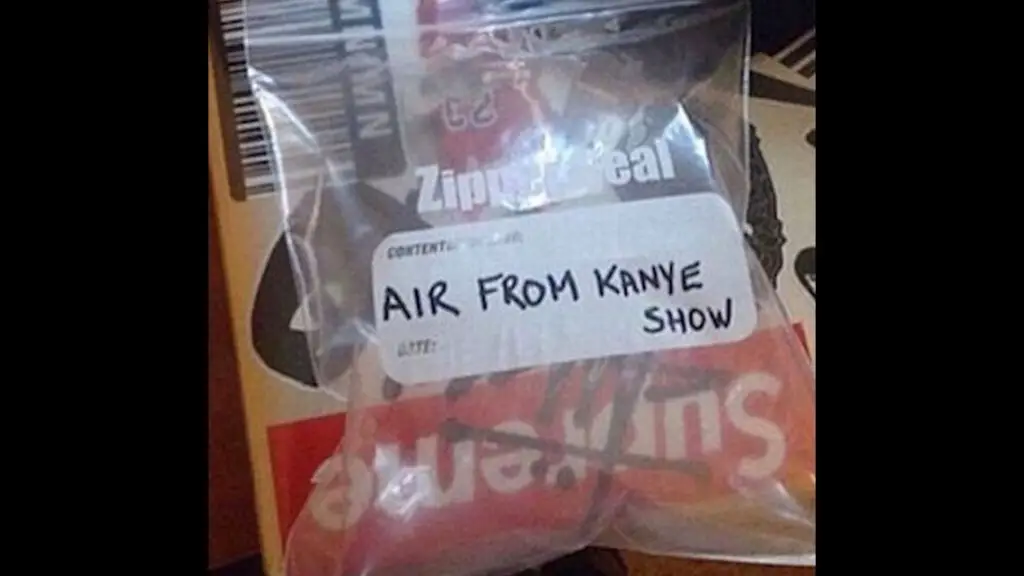 air from kanye show